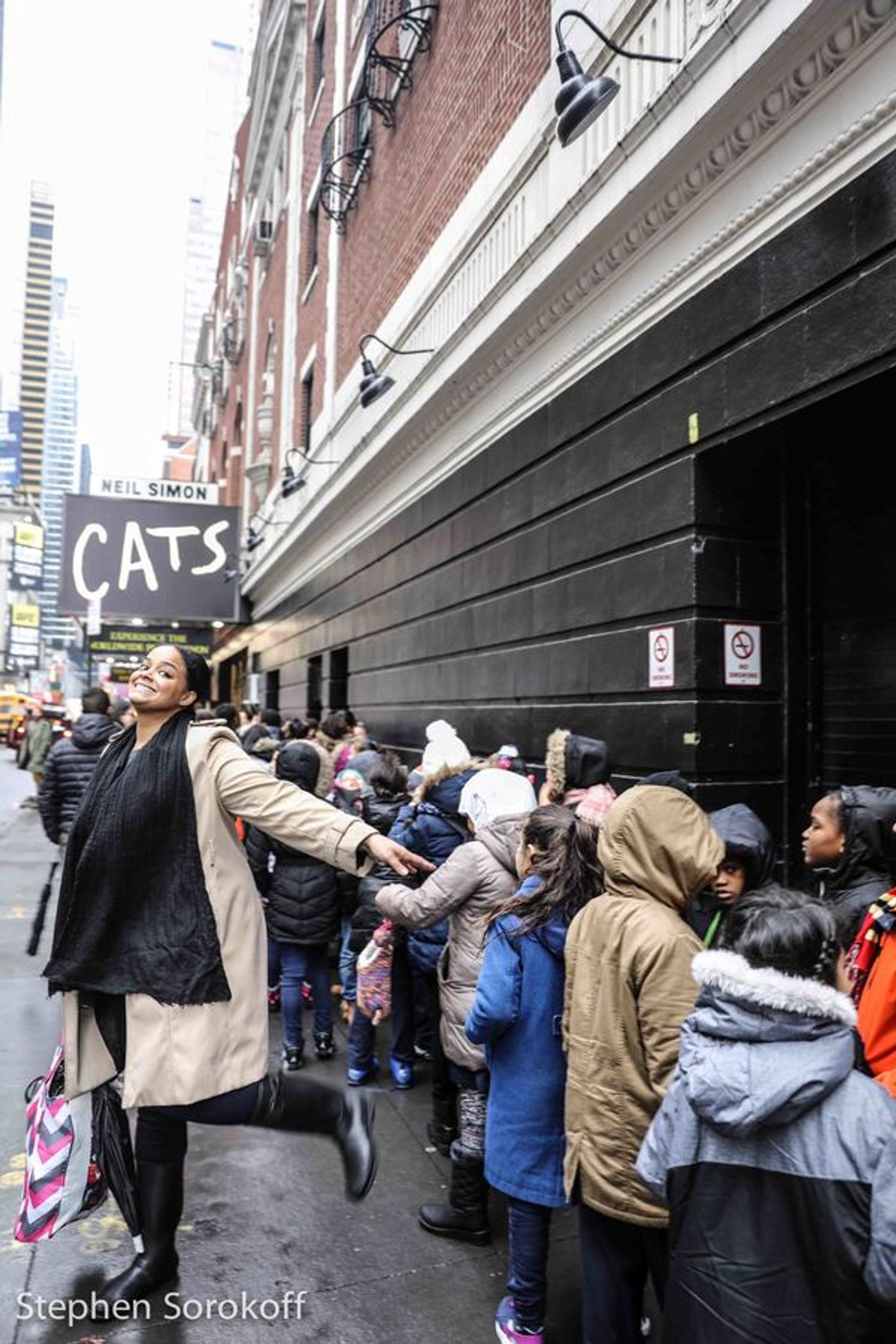 Photo Coverage: Kids Wait Outside To Go INSIDE BROADWAY at CATS  Image
