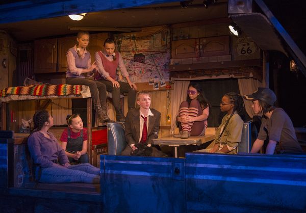 (lower) Contreras, Grey, Blin, Bolithon, Strong, Cartwright. (up) Nicole Rudakova, Ar Photo