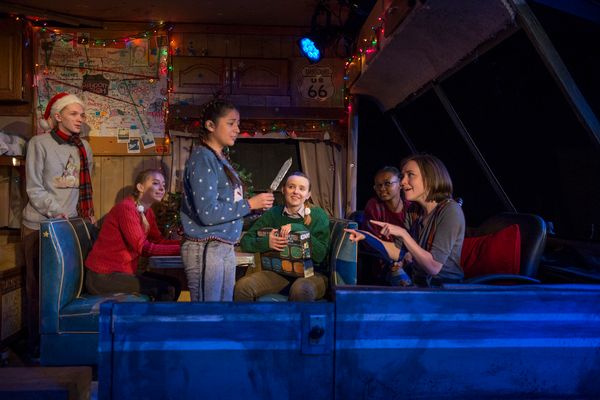 Sam Blin, Nicole Rudakova, Julissa Contreras, Aria Szalai-Raymond, Eden Stron, Sarah  Photo