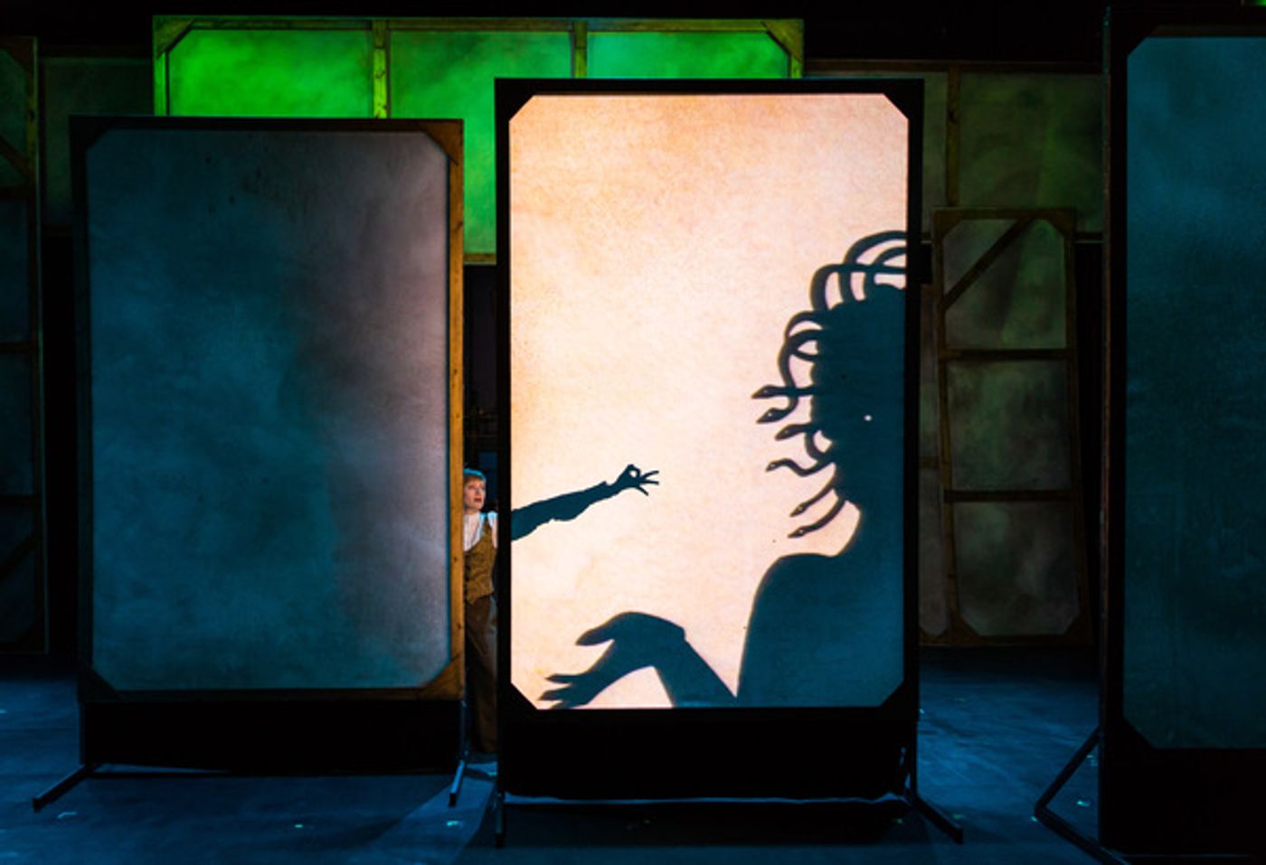 Photo Flash: First Look at MR. AND MRS. PENNYWORTH World Premiere at Lookingglass Theatre Company  Image