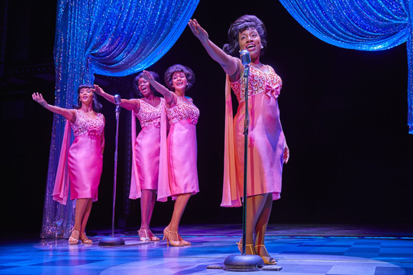 Photo Flash: First Look at Matthew Seadon-Young, Barbara Drennan and Joseph Prouse in West End's BEAUTIFUL - THE CAROLE KING MUSICAL  Image