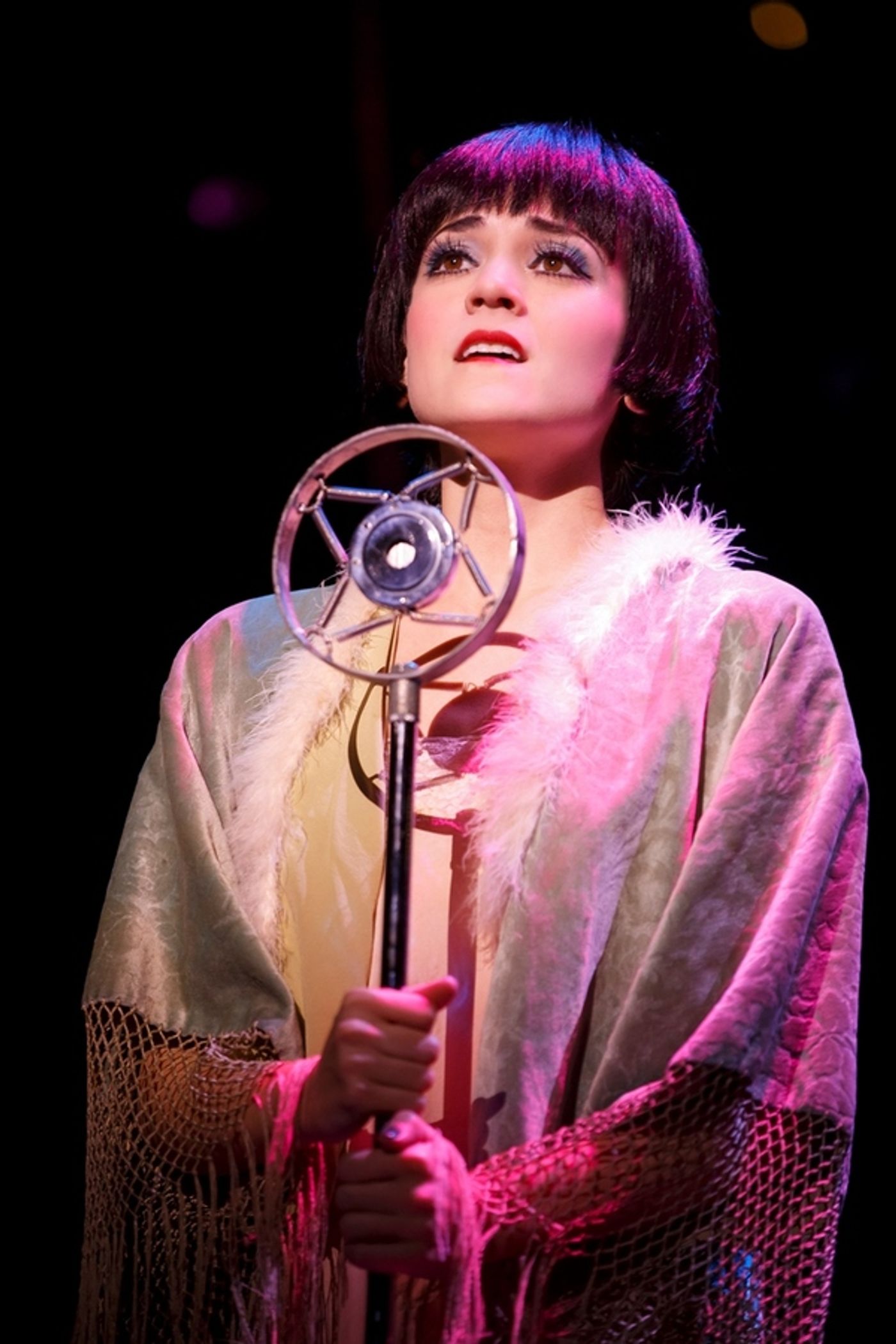 Photo Flash: National Tour of CABARET Comes to the Broward Center  Image