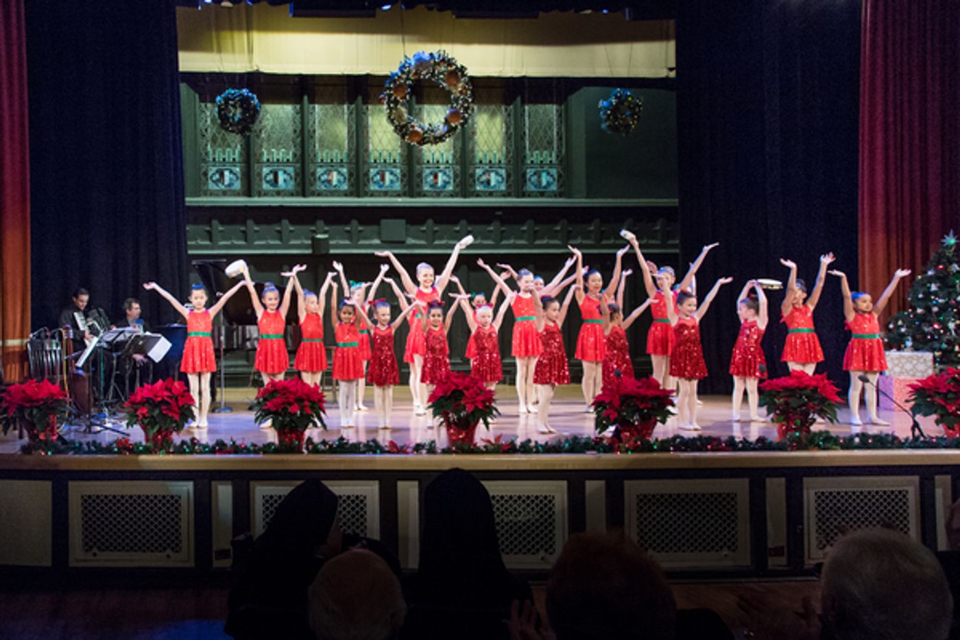 Photo Flash: Cristina Fontanelli Performs 13th Annual 'Christmas in Italy' at The Landmark Theater Photo Flash: Cristina Fontanelli Performs 13th Annual 'Christmas in Italy' at The Landmark Theater Image