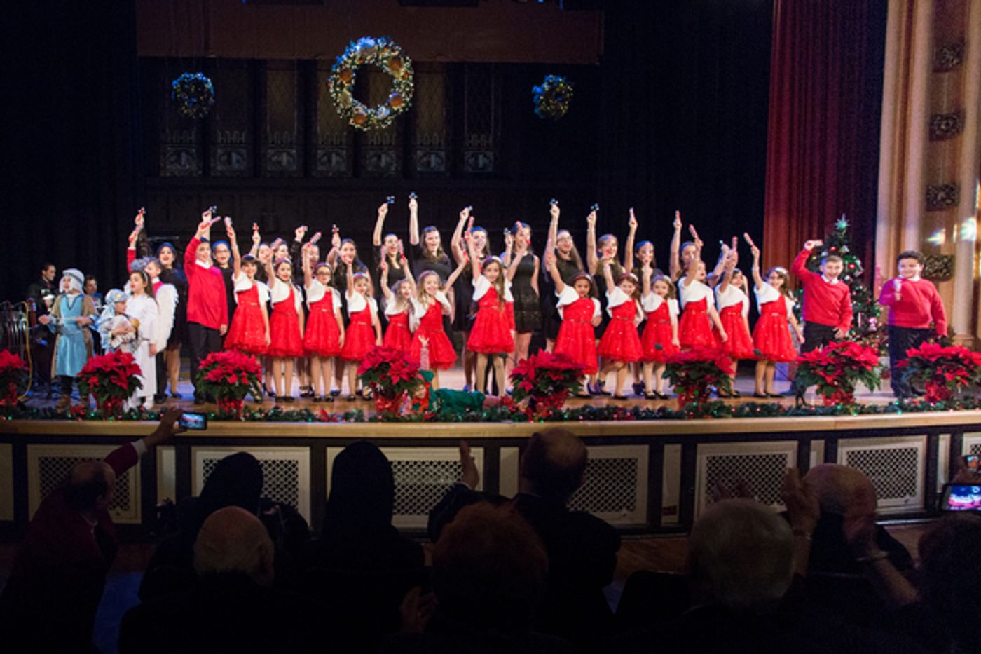 Photo Flash: Cristina Fontanelli Performs 13th Annual 'Christmas in Italy' at The Landmark Theater Photo Flash: Cristina Fontanelli Performs 13th Annual 'Christmas in Italy' at The Landmark Theater Image