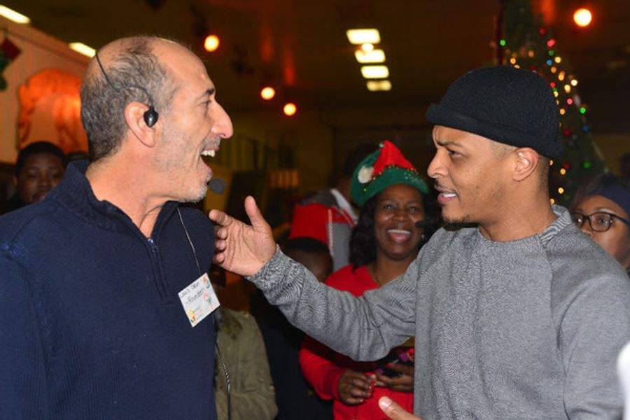 Photo Flash: Tip 'T.I.' Harris Joined Atlanta Doctors to Make Christmas Special for Thousands of Atlanta Kids Image