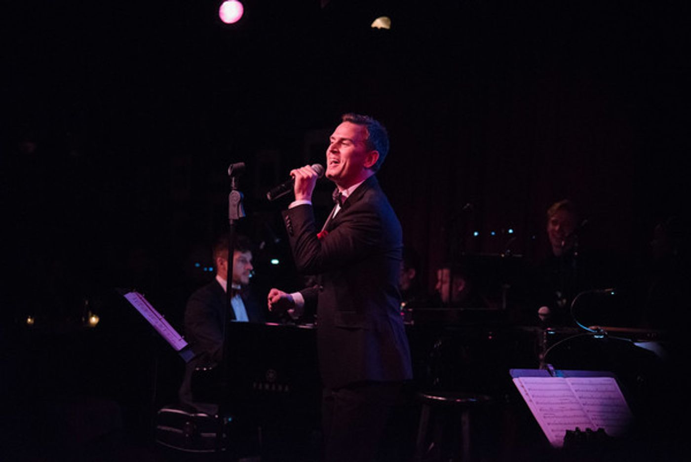 Photo Flash: Daniel Reichard Performs Annual Holiday Show at Birdland  Image