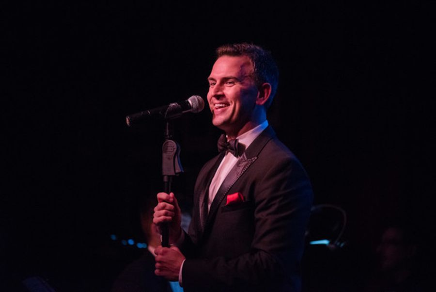 Photo Flash: Daniel Reichard Performs Annual Holiday Show at Birdland Image