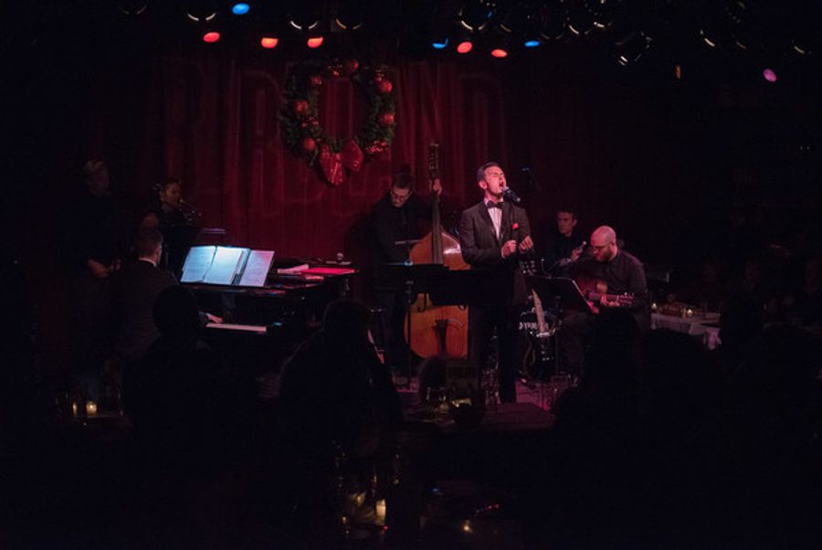Photo Flash: Daniel Reichard Performs Annual Holiday Show at Birdland Image