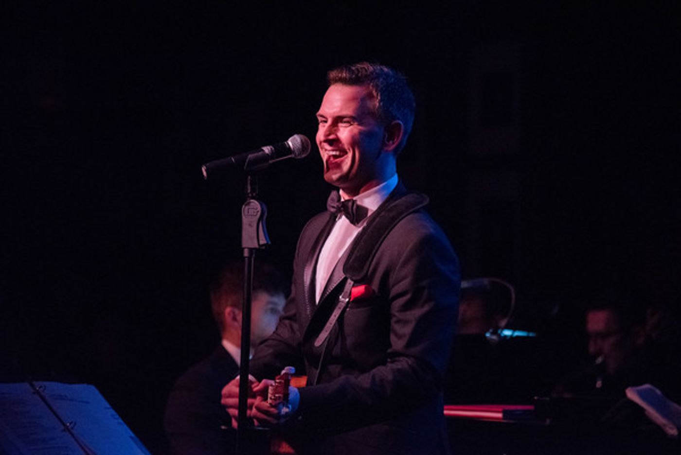 Photo Flash: Daniel Reichard Performs Annual Holiday Show at Birdland  Image