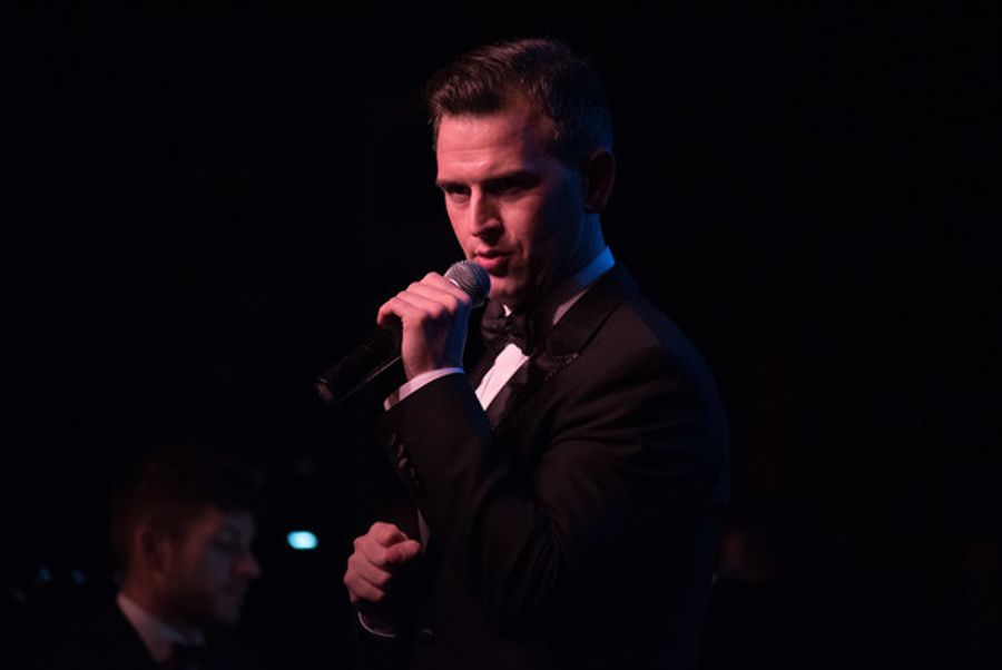 Photo Flash: Daniel Reichard Performs Annual Holiday Show at Birdland Image