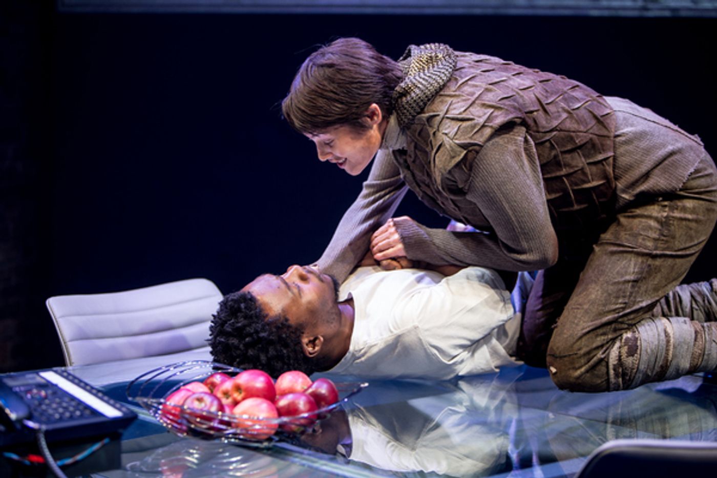 Photo Flash: First Look at SAINT JOAN at Donmar Warehouse  Image