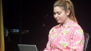 Stacey Huth @ BroadwayWorld Stacey Huth Photo