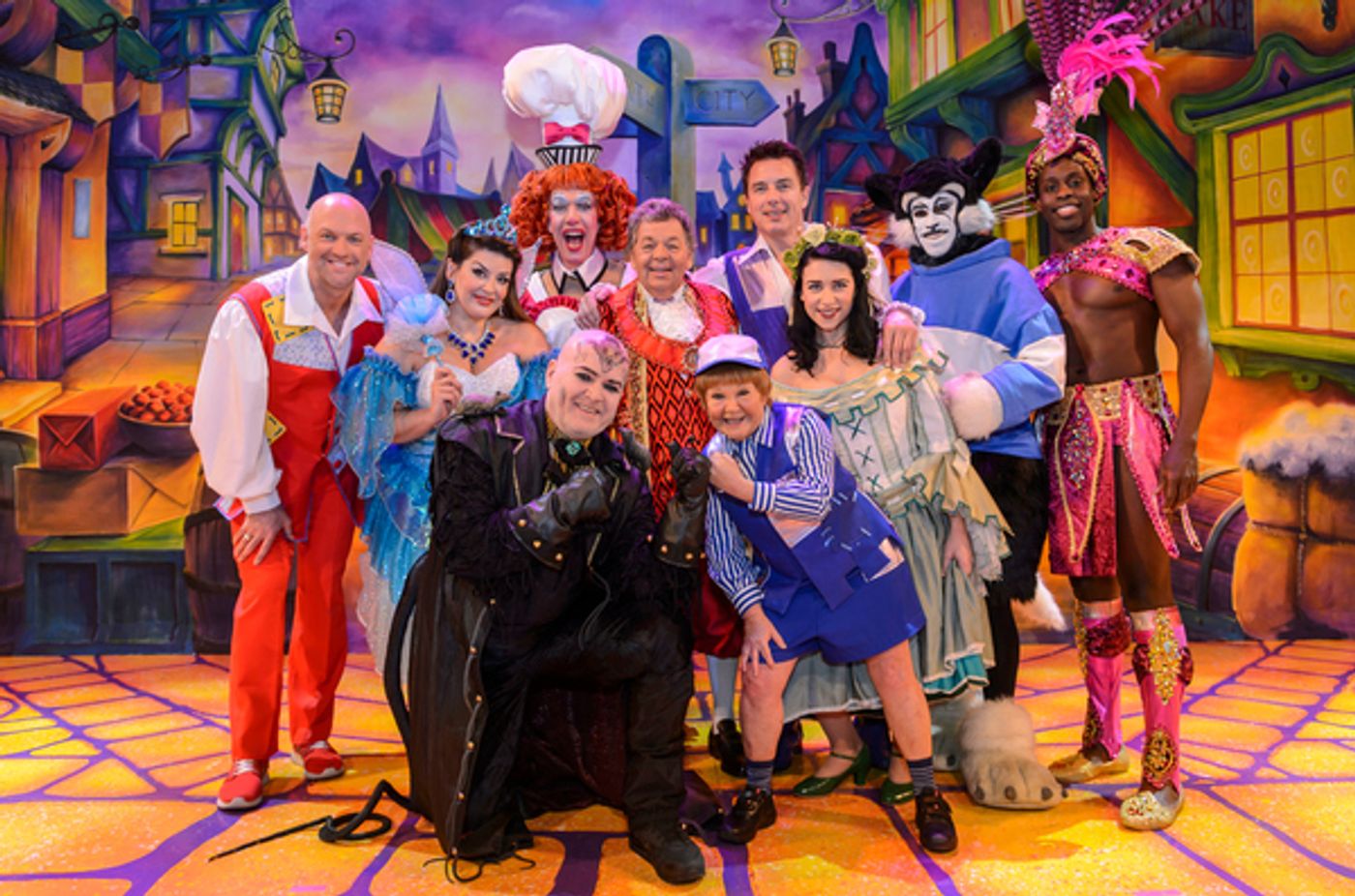 Photo Flash: DICK WHITTINGTON Stars Assemble for Birmingham's Biggest Panto, Opening Tonight  Image