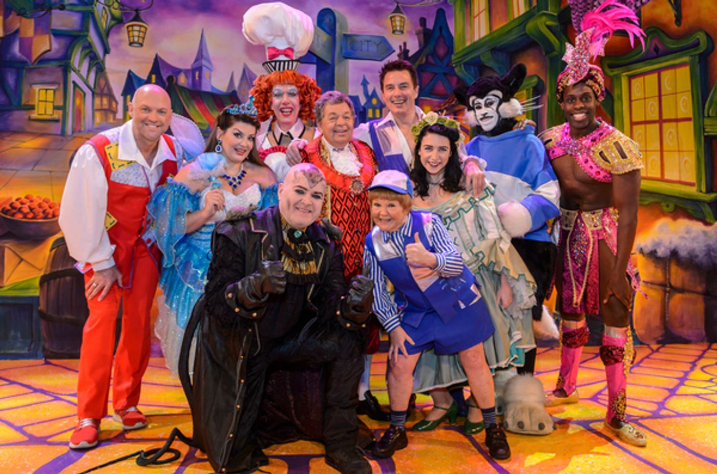 Photo Flash: DICK WHITTINGTON Stars Assemble for Birmingham's Biggest Panto, Opening Tonight  Image