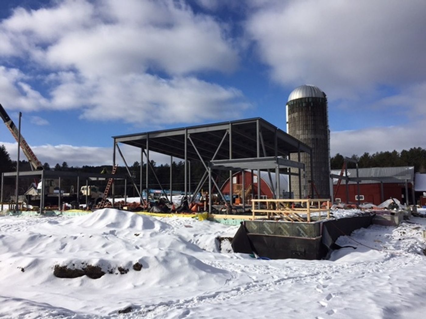 Photo Flash: Weston Playhouse's Second Stage Construction Reaches New Heights Photo Flash: Weston Playhouse's Second Stage Construction Reaches New Heights Image