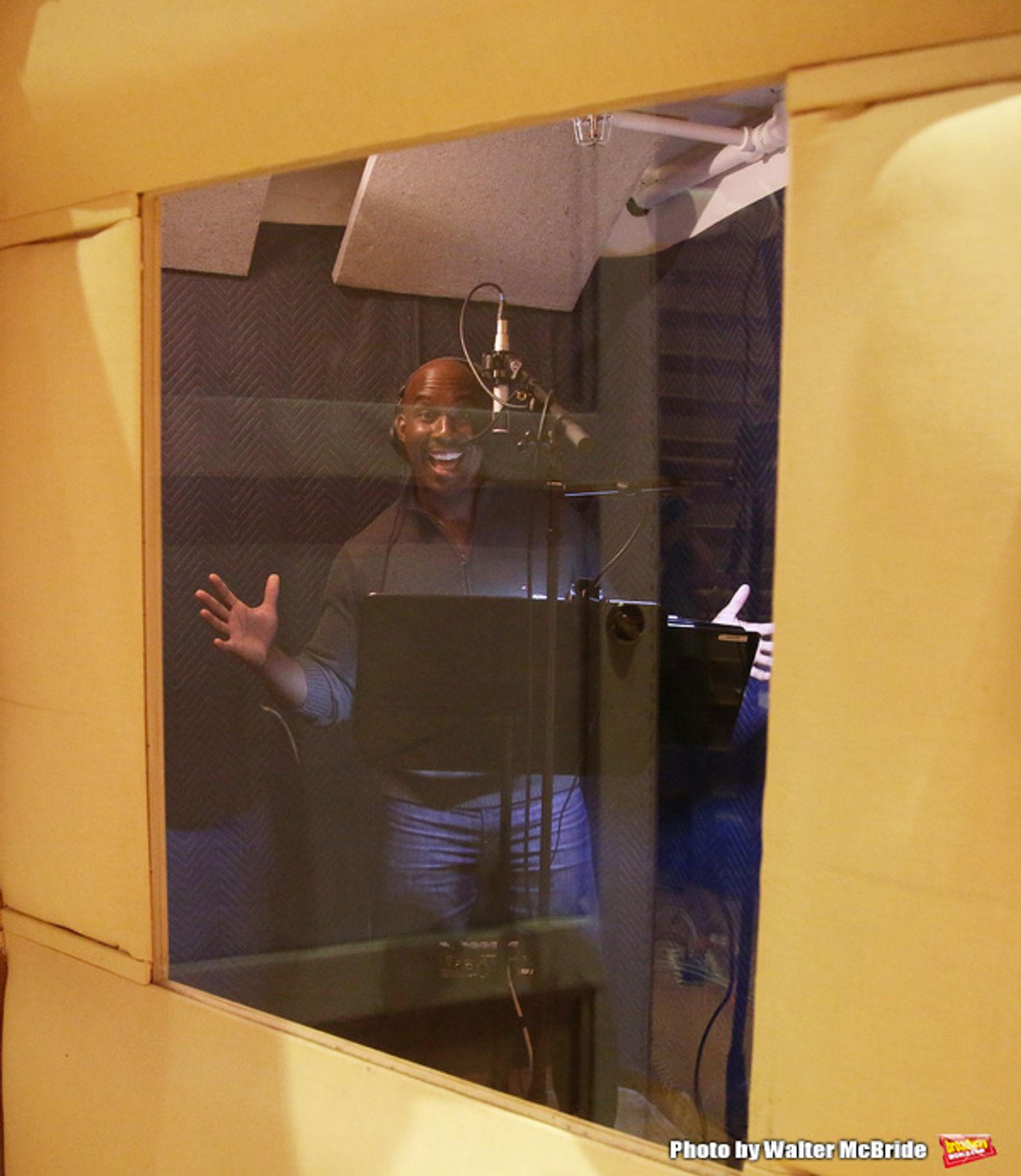 Photo Coverage: In the Recording Studio with the Cast of FREAKY FRIDAY!  Image