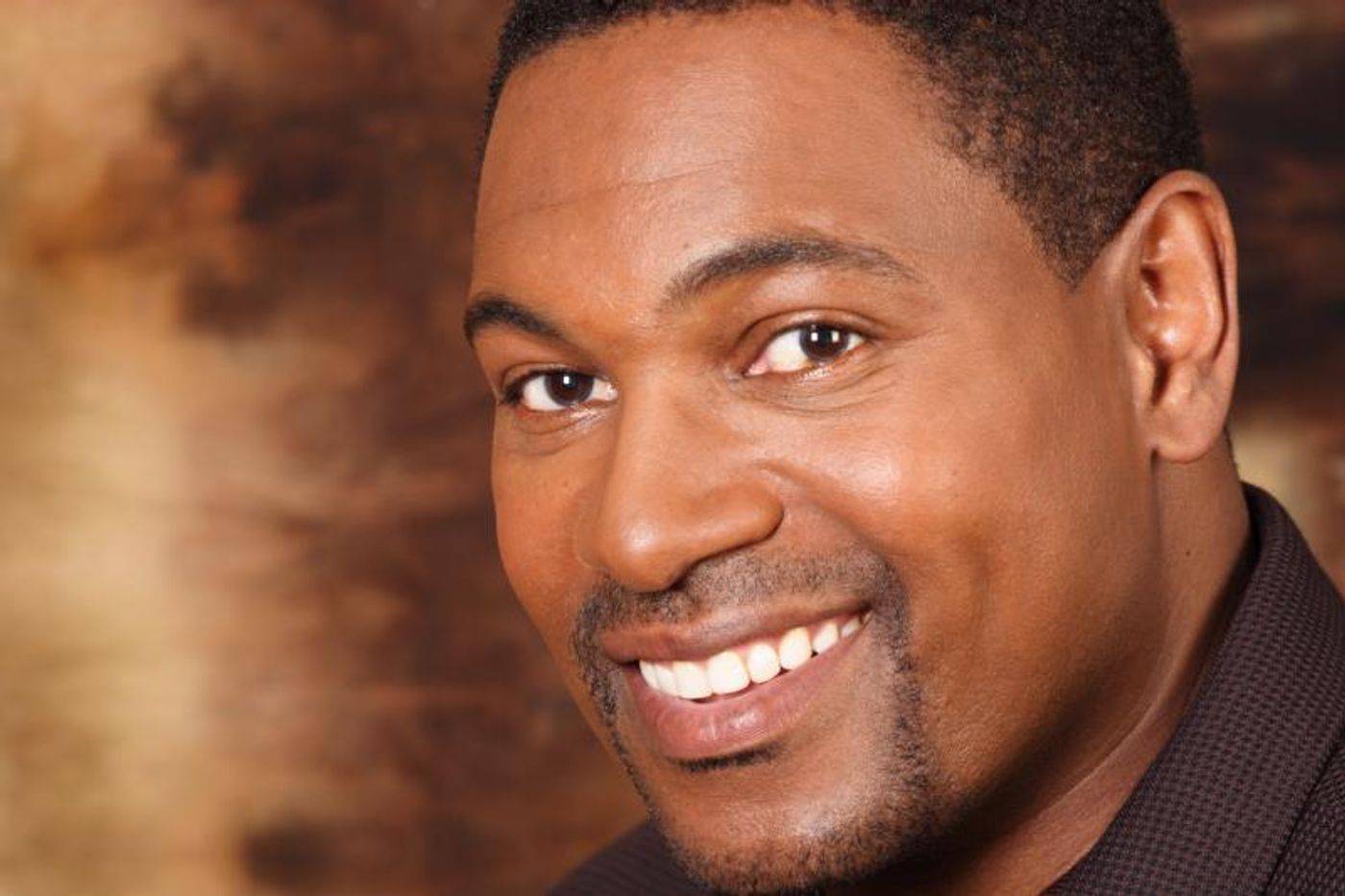 Interview: Mykelti Williamson Says 'It's An Honor' to Star in New FENCES Film  Image