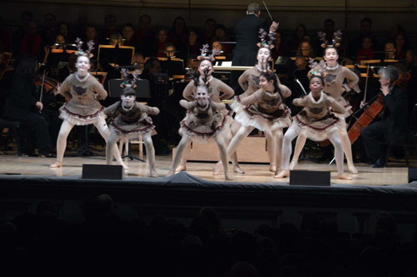 Photo Flash: John Bolton, Allison Blackwell and New York Theatre Ballet Join the New York Pops for Family Holiday Concert  Image