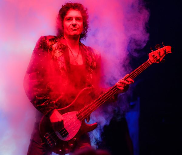Phil Soussan Photo