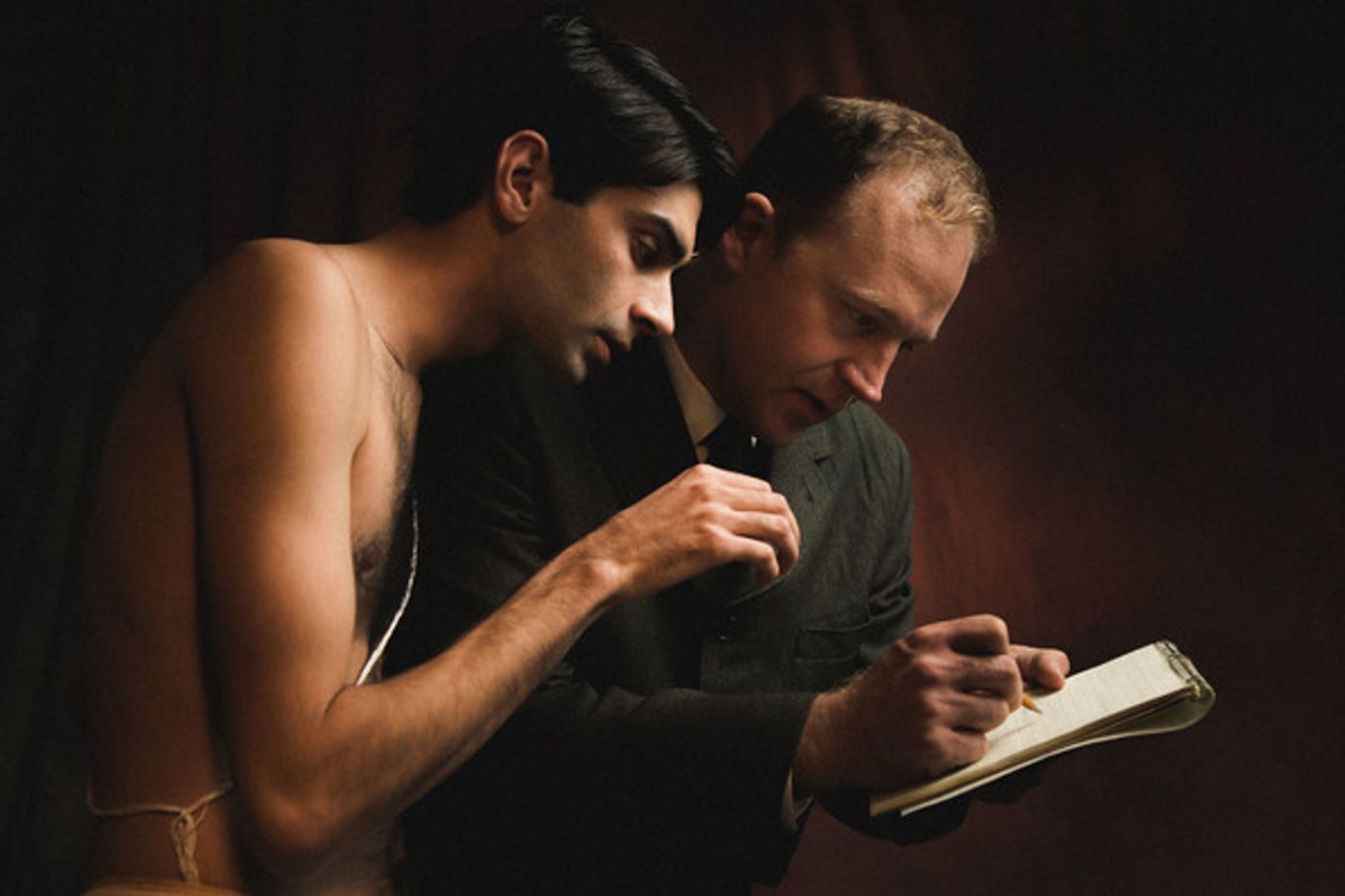 Photo Flash: Chicago Premiere of A DISAPPEARING NUMBER Photo Flash: Chicago Premiere of A DISAPPEARING NUMBER Image