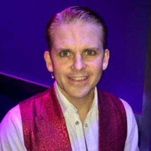 Robert Creighton
 Photo