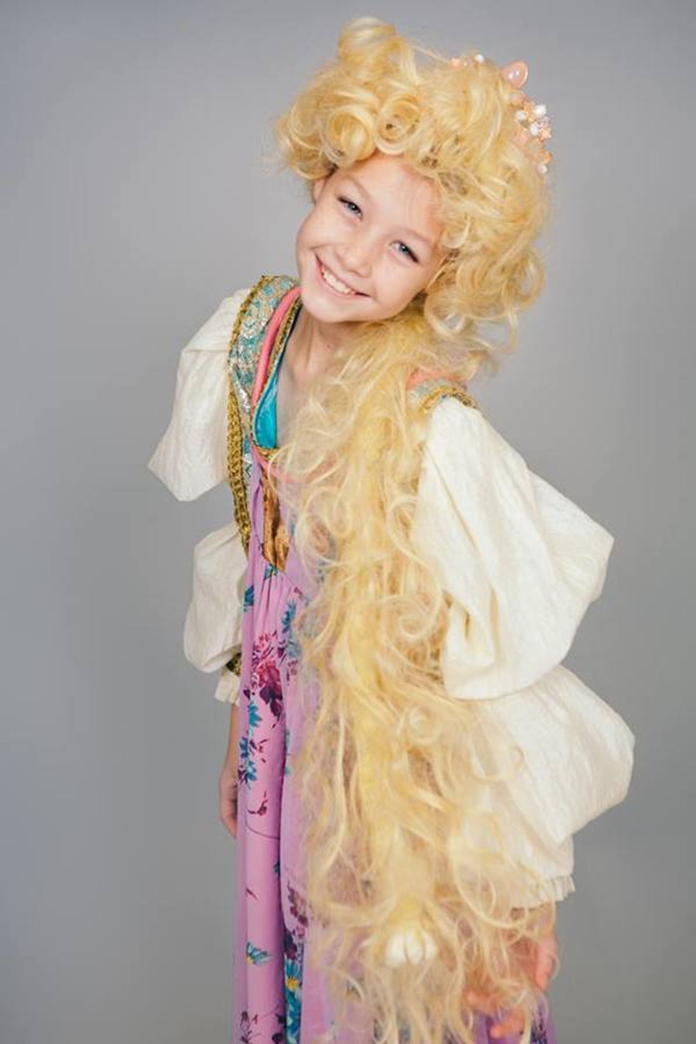 BWW Photo Flash: Students With Adults in INTO THE WOODS at TUTS - Emily Skinner, Nick Bailey and More!  Image