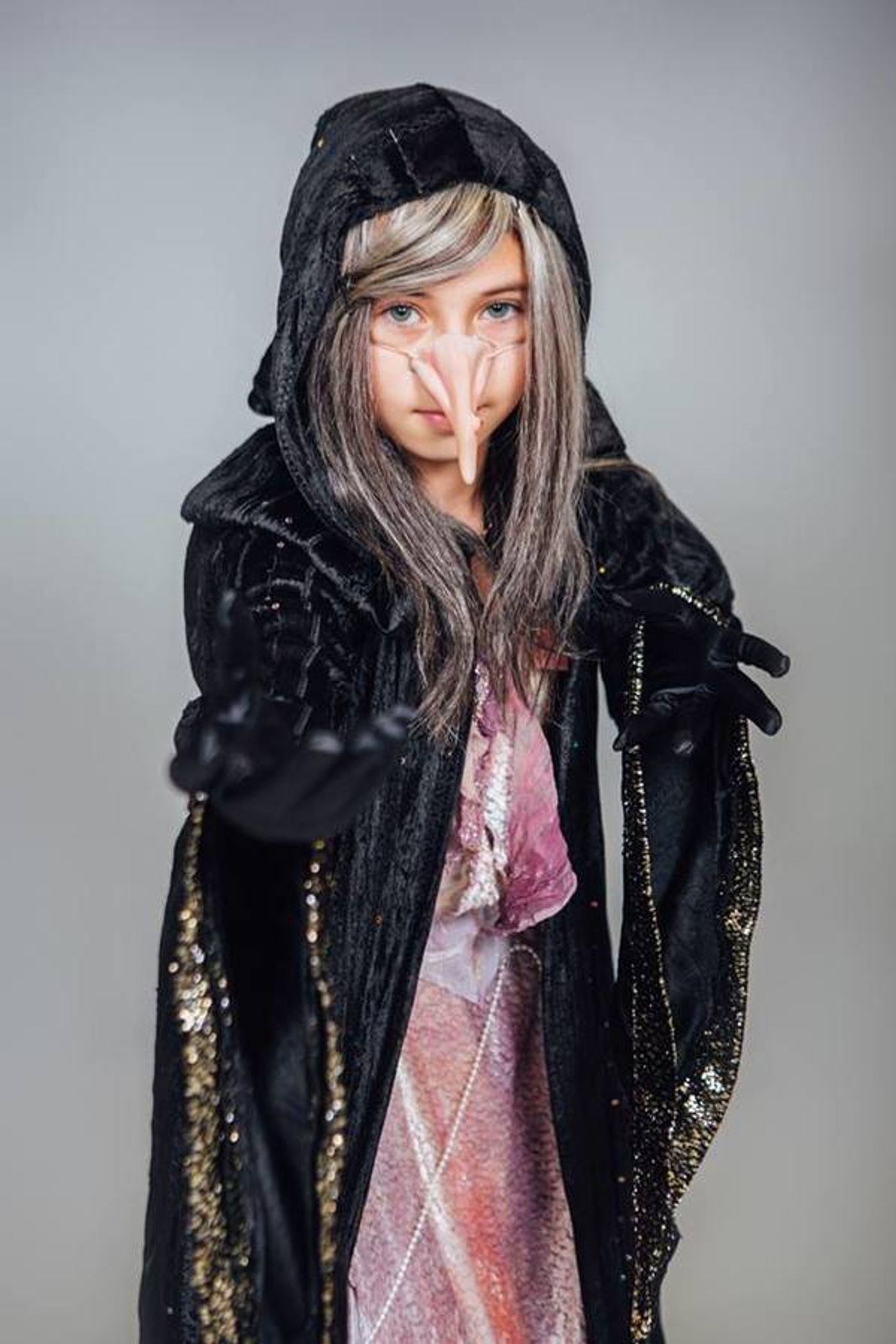 BWW Photo Flash: Students With Adults in INTO THE WOODS at TUTS - Emily Skinner, Nick Bailey and More!  Image