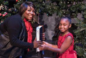 Roenia Thompson and Samaya Holmes Photo