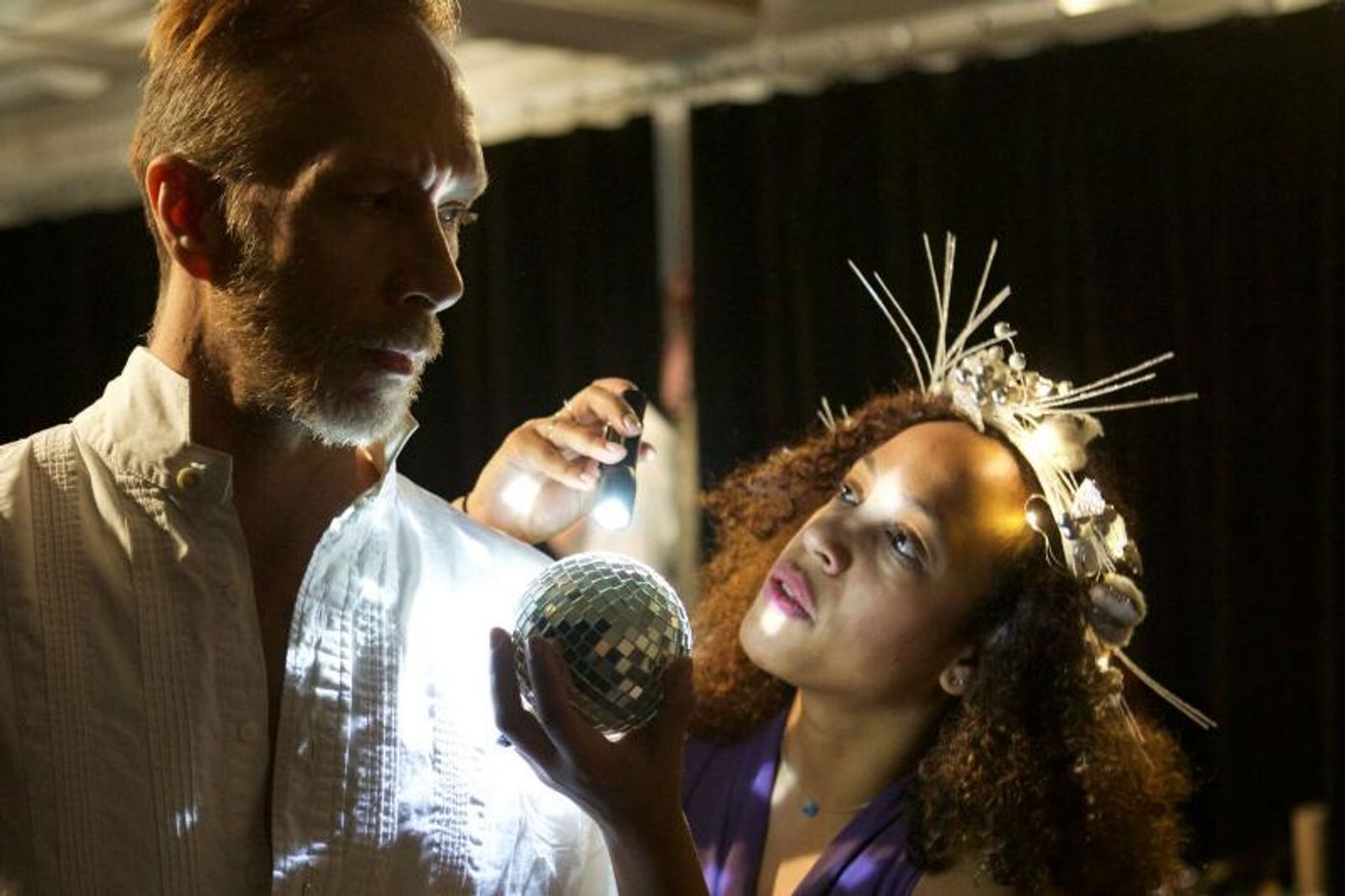 Review: The Re-Imagined Beauty of New Ohio Theatre's A CHRISTMAS CAROL  Image