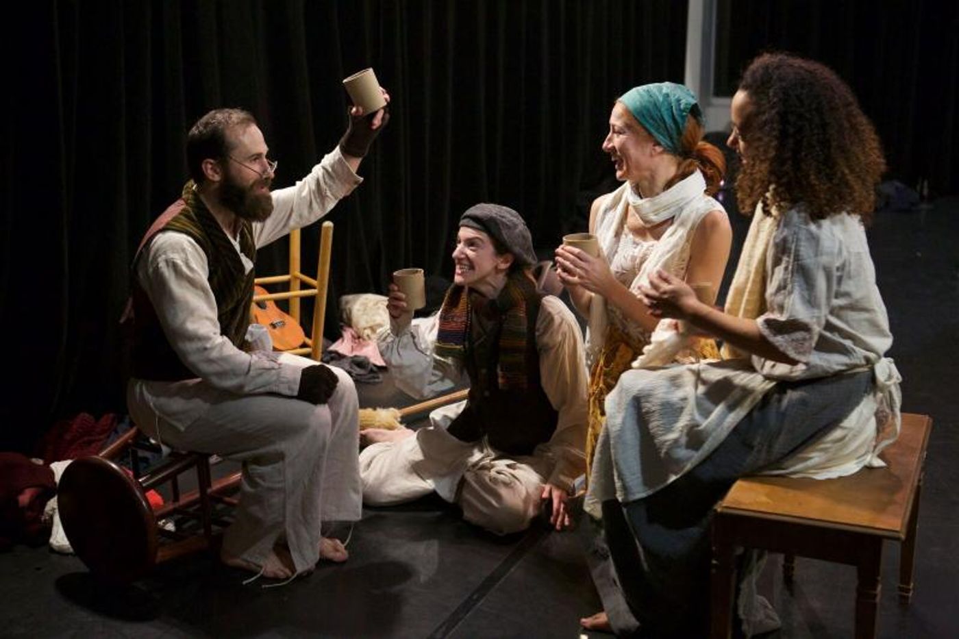 Review: The Re-Imagined Beauty of New Ohio Theatre's A CHRISTMAS CAROL  Image