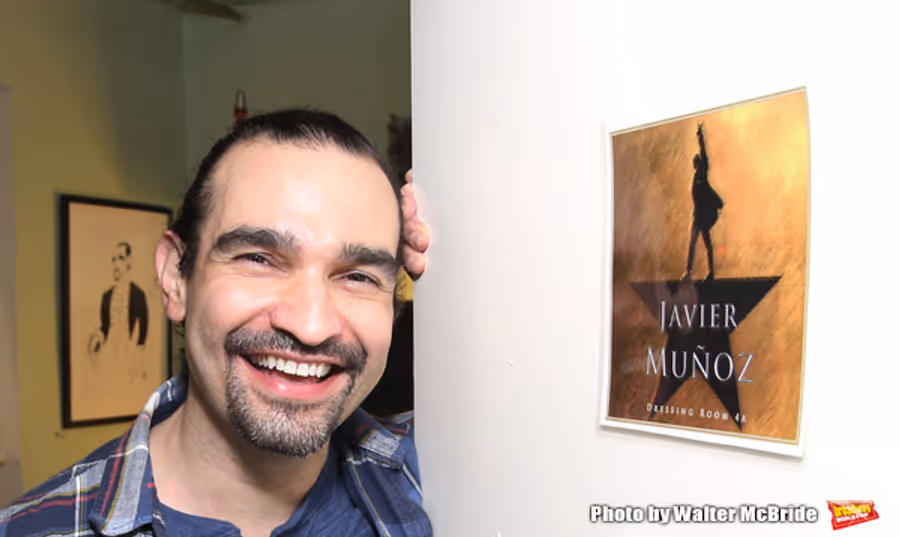 Photo Coverage: Lin-Manuel Miranda, Josh Groban, and Cate Blanchett Judge HAMILTON Door Decorating Competition 2016 Image