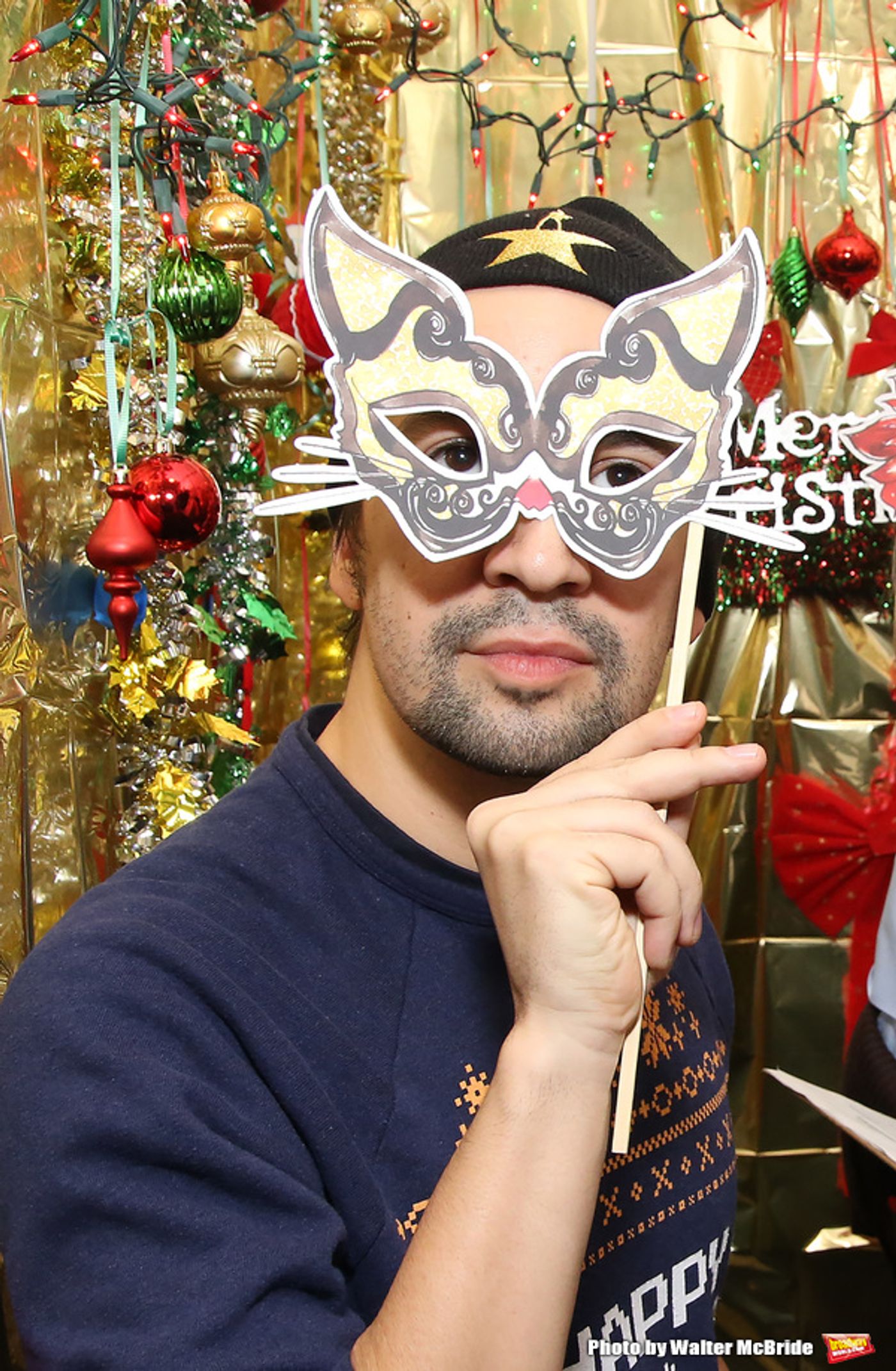 Photo Coverage: Lin-Manuel Miranda, Josh Groban, and Cate Blanchett Judge HAMILTON Door Decorating Competition 2016  Image