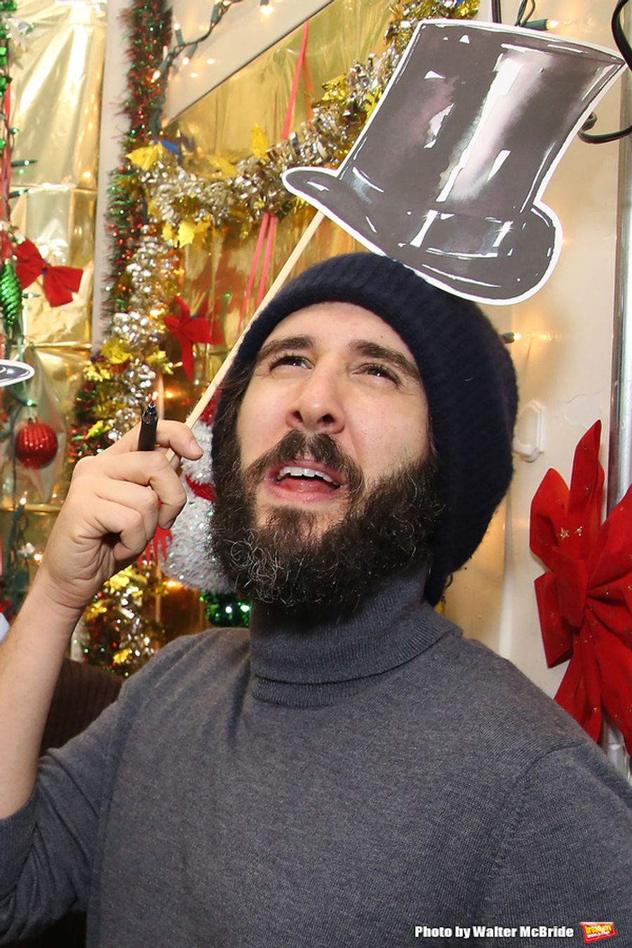 Photo Coverage: Lin-Manuel Miranda, Josh Groban, and Cate Blanchett Judge HAMILTON Door Decorating Competition 2016 Image