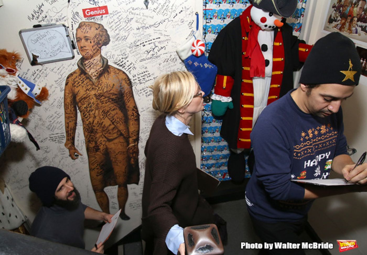Photo Coverage: Lin-Manuel Miranda, Josh Groban, and Cate Blanchett Judge HAMILTON Door Decorating Competition 2016  Image