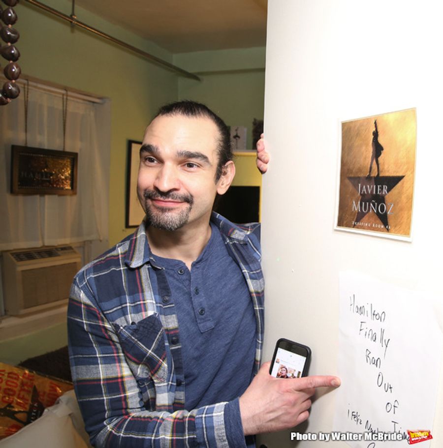 Photo Coverage: Lin-Manuel Miranda, Josh Groban, and Cate Blanchett Judge HAMILTON Door Decorating Competition 2016 Image