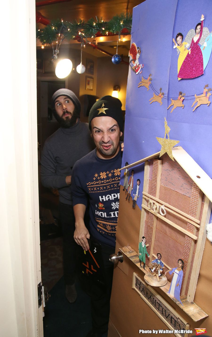 Photo Coverage: Lin-Manuel Miranda, Josh Groban, and Cate Blanchett Judge HAMILTON Door Decorating Competition 2016 Image