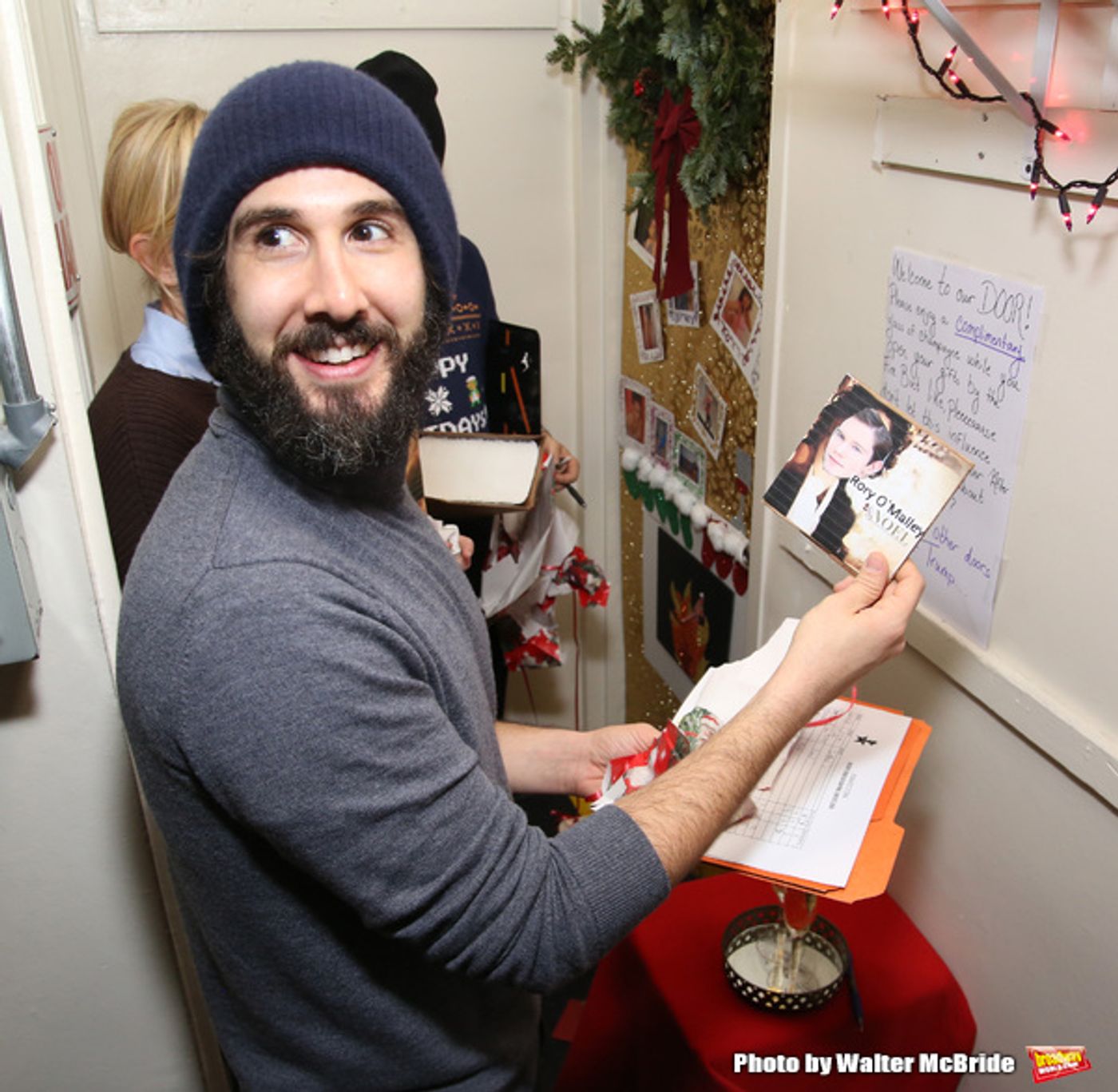 Photo Coverage: Lin-Manuel Miranda, Josh Groban, and Cate Blanchett Judge HAMILTON Door Decorating Competition 2016  Image