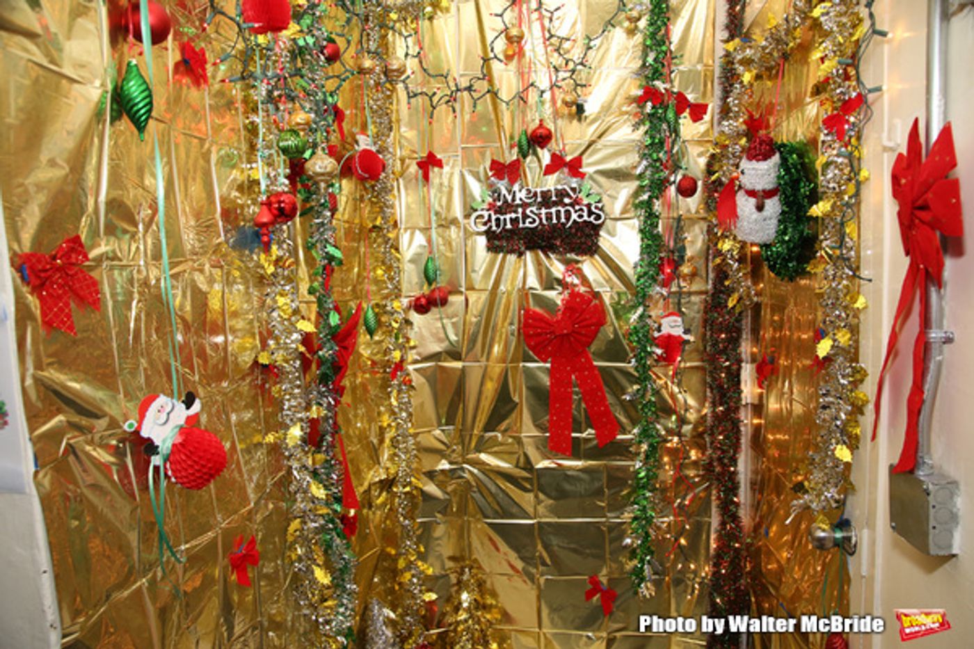 Photo Coverage: Lin-Manuel Miranda, Josh Groban, and Cate Blanchett Judge HAMILTON Door Decorating Competition 2016  Image