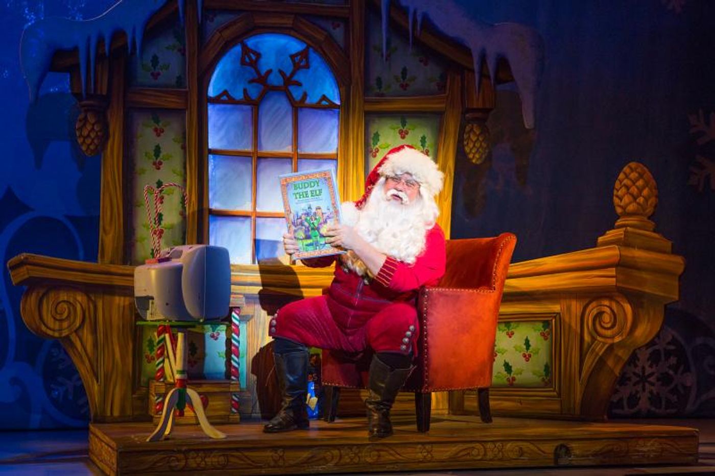 Review: ELF - THE MUSICAL Jingles into OC's Segerstrom Center  Image