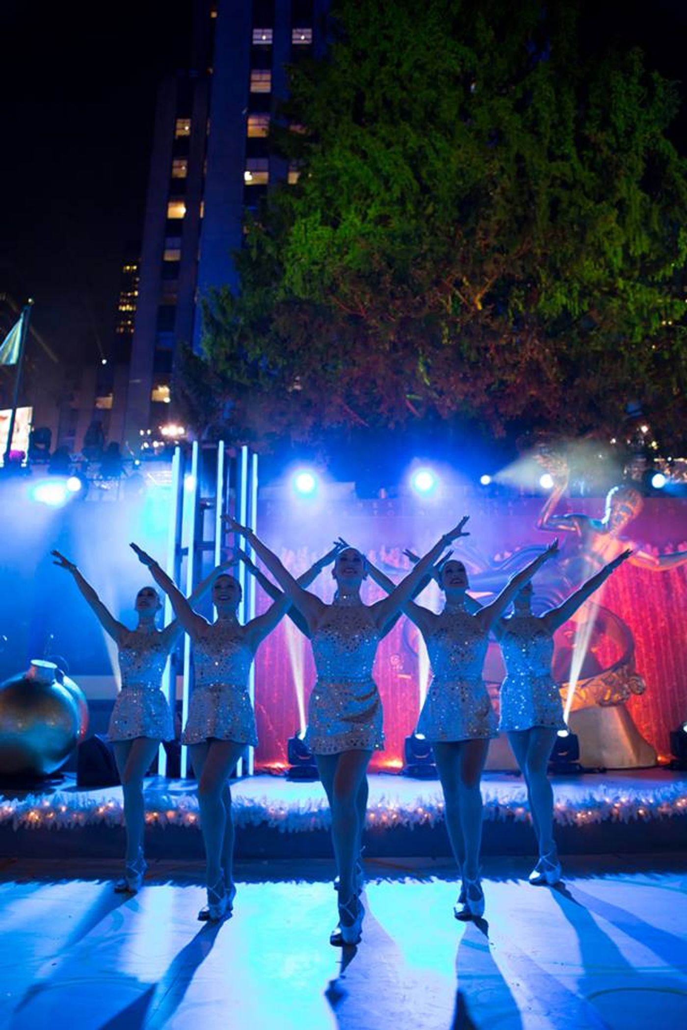 Broadway AM Report, 12/28/2016 - Spice Girl Mel B Struts Into CHICAGO and More!  Image