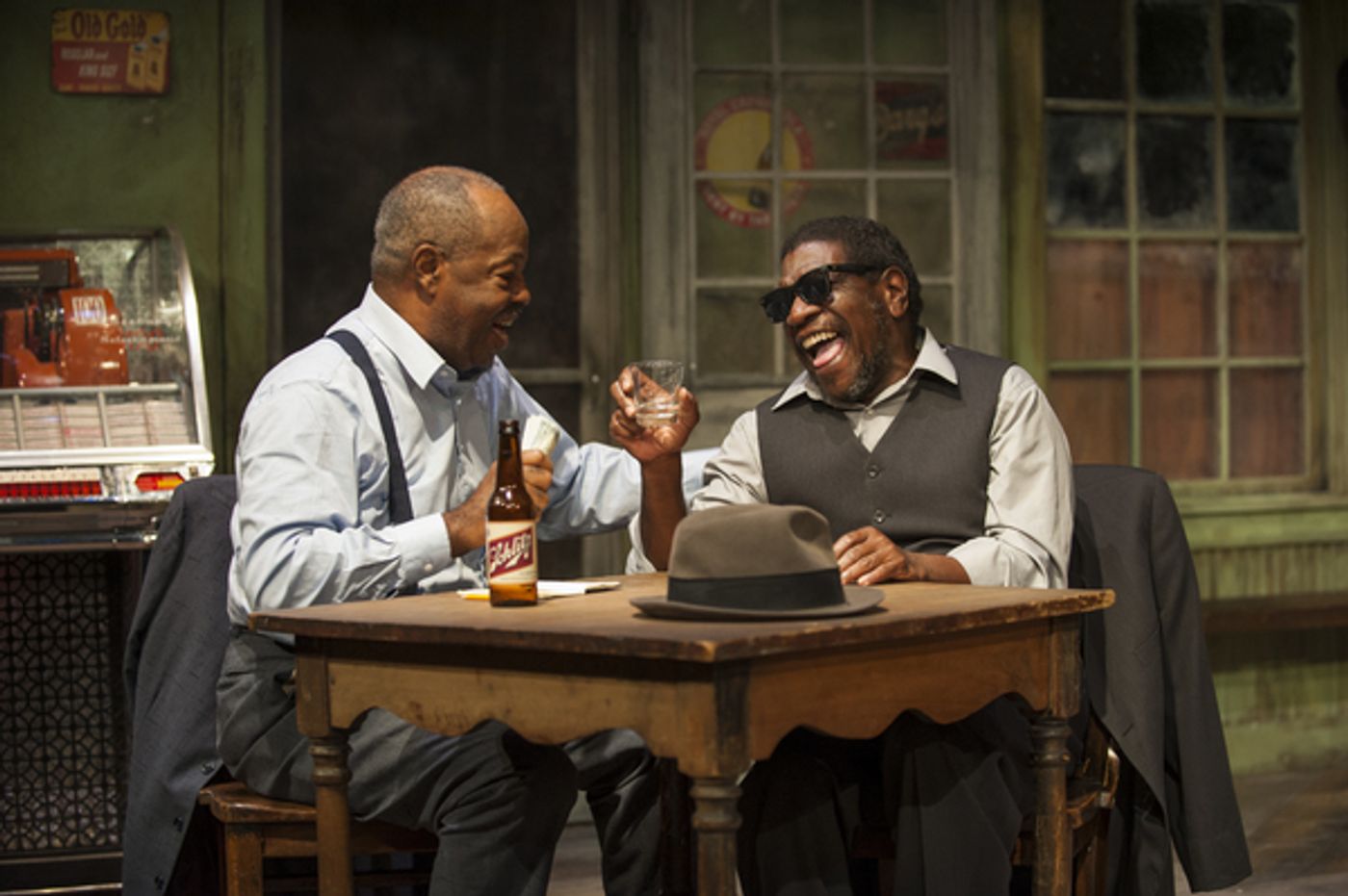 Photo Flash: First Look - EAST TEXAS HOT LINKS Extends at Writers Theatre; Eugene Lee to Stop By! Photo Flash: First Look - EAST TEXAS HOT LINKS Extends at Writers Theatre; Eugene Lee to Stop By! Image