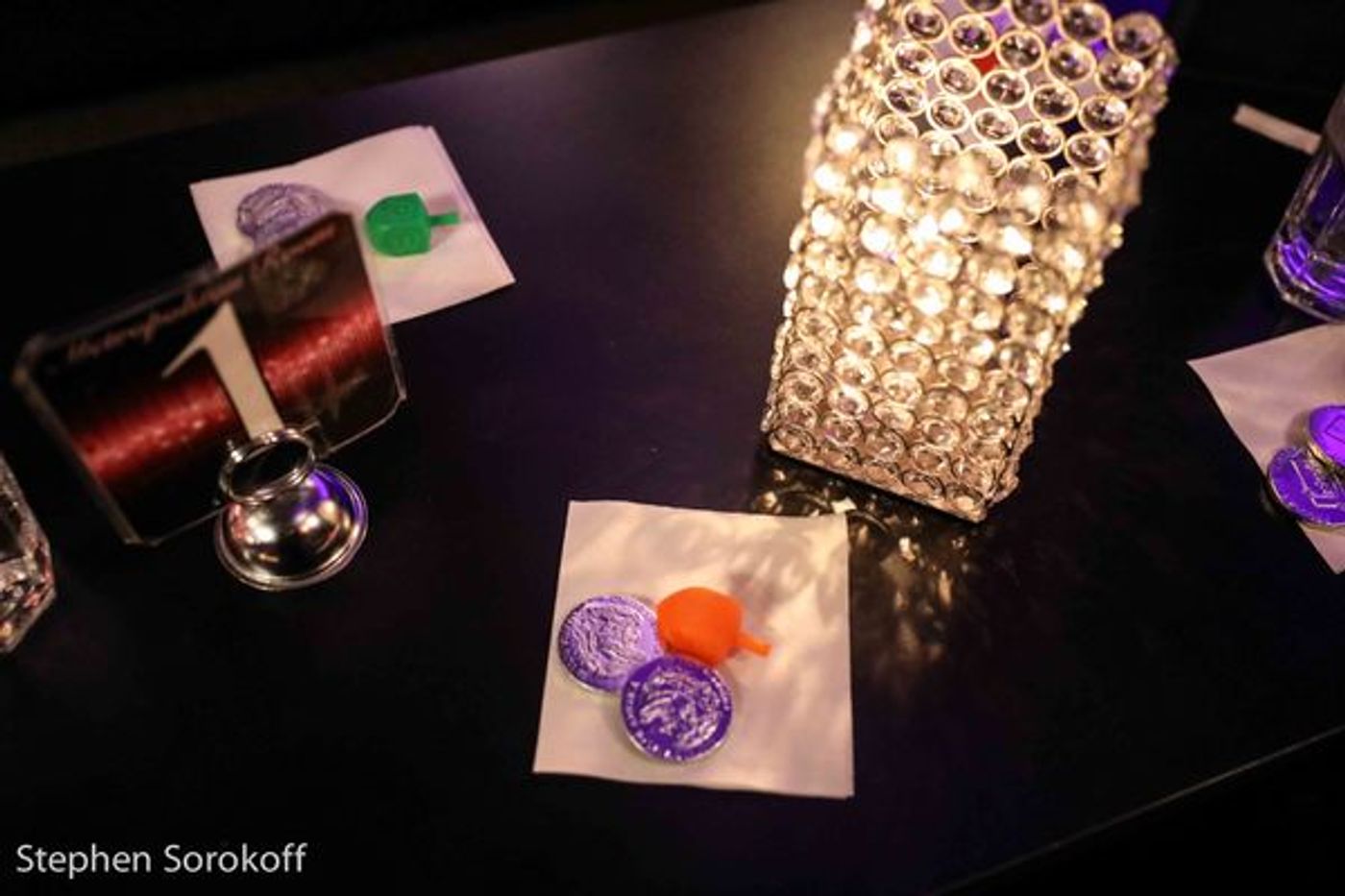 Photo Coverage: The Metropolitan Room Celebrates Chanukah With Elli Photo Coverage: The Metropolitan Room Celebrates Chanukah With Elli Image