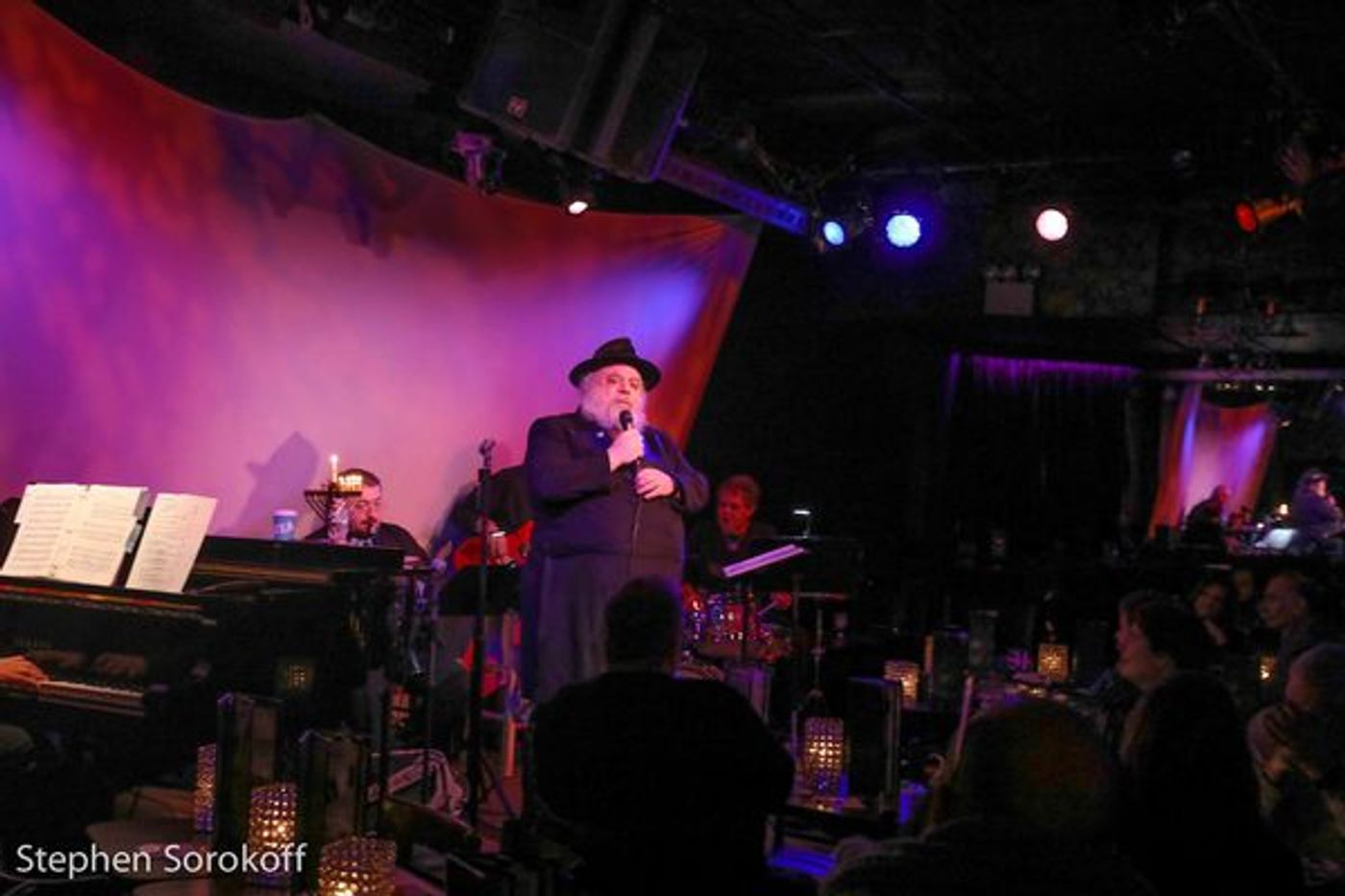 Photo Coverage: The Metropolitan Room Celebrates Chanukah With Elli Photo Coverage: The Metropolitan Room Celebrates Chanukah With Elli Image