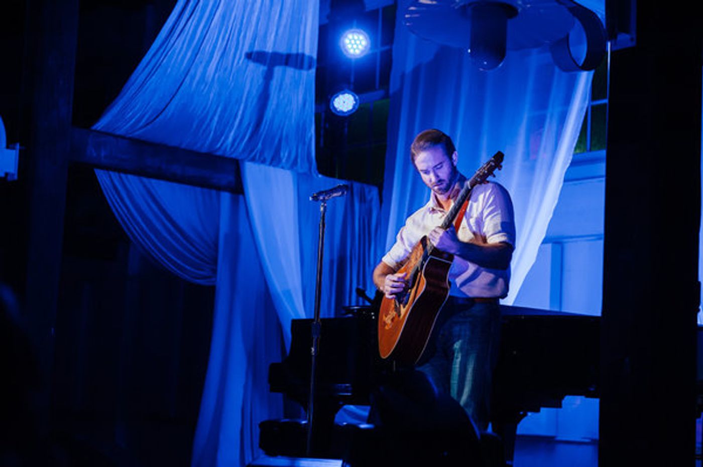 Photo Flash: Jim Caruso's Cast Party Hits The Fieldhouse at Old School Square  Image