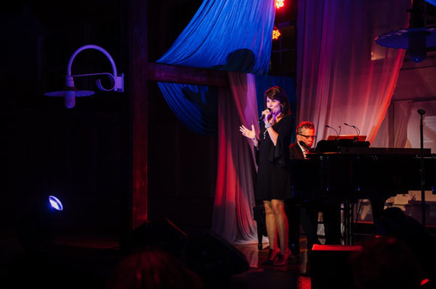 Photo Flash: Jim Caruso's Cast Party Hits The Fieldhouse at Old School Square  Image