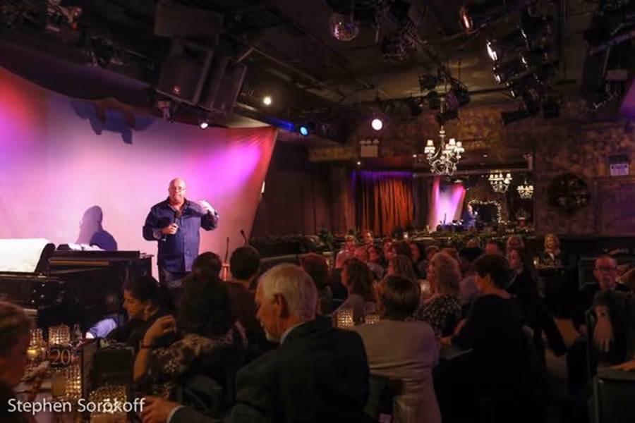 Photo Coverage: Shawn Moninger Brings His 'Second Addiction' to the Metropolitan Room Image