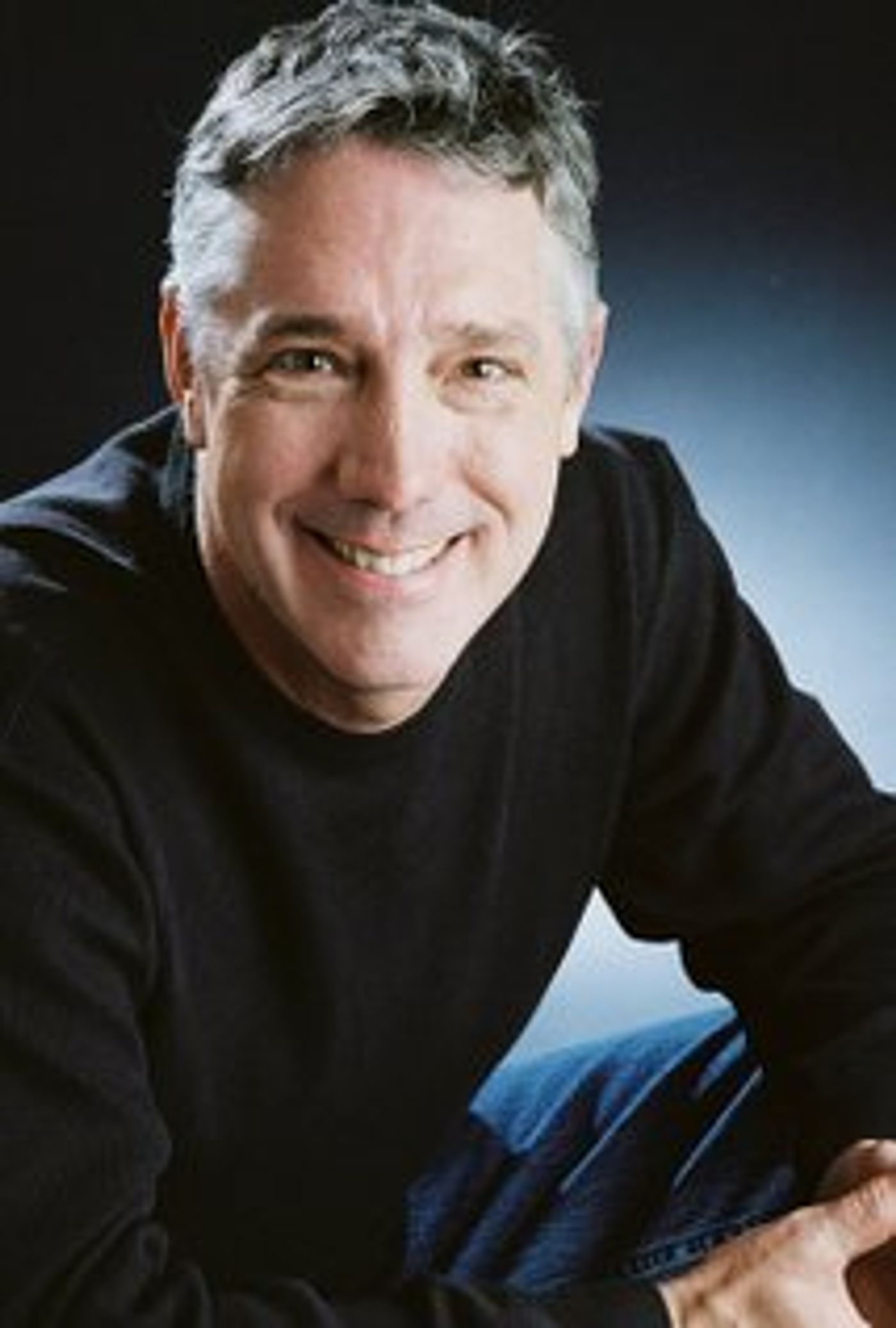 Exclusive Podcast: 'Behind the Curtain' Opens 2017 by Chatting with Tony-Winner Michael Rupert  Image