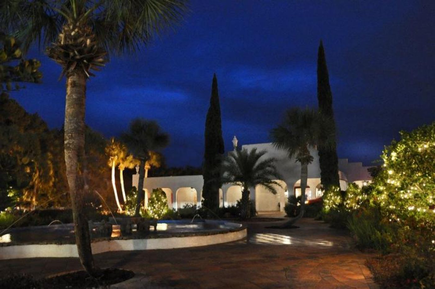 Feature:  Revitalized Alhambra Celebrates 50 Years Image