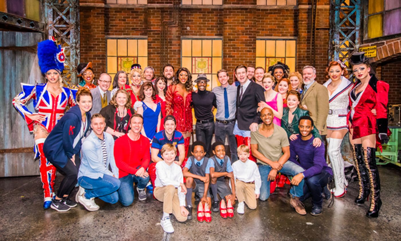 Photo Flash: Billy Porter and Stark Sands Visit KINKY BOOTS London Cast  Image