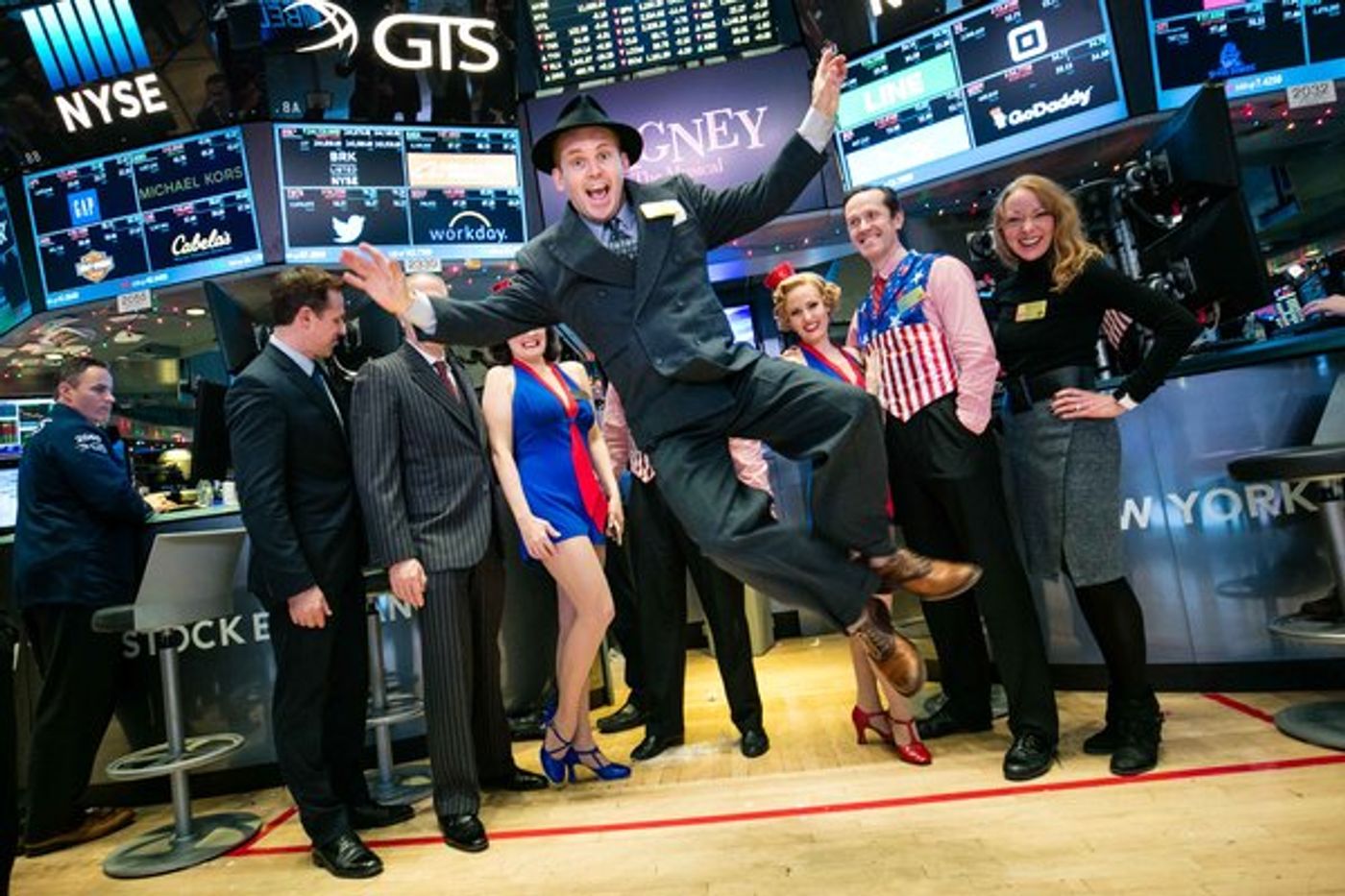 Photo Flash: Cast of CAGNEY Gathers at New York Stock Exchange to Ring Closing Bell  Image
